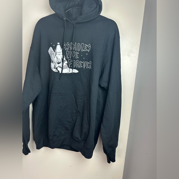 Assholes Live Forever Black White Flame Skull 40oz Bottle Graphics Hoodie Size L - Picture 1 of 15